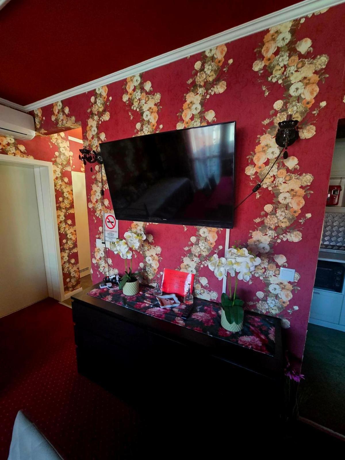Ewita Apartman Hajduszoboszlo Exterior photo