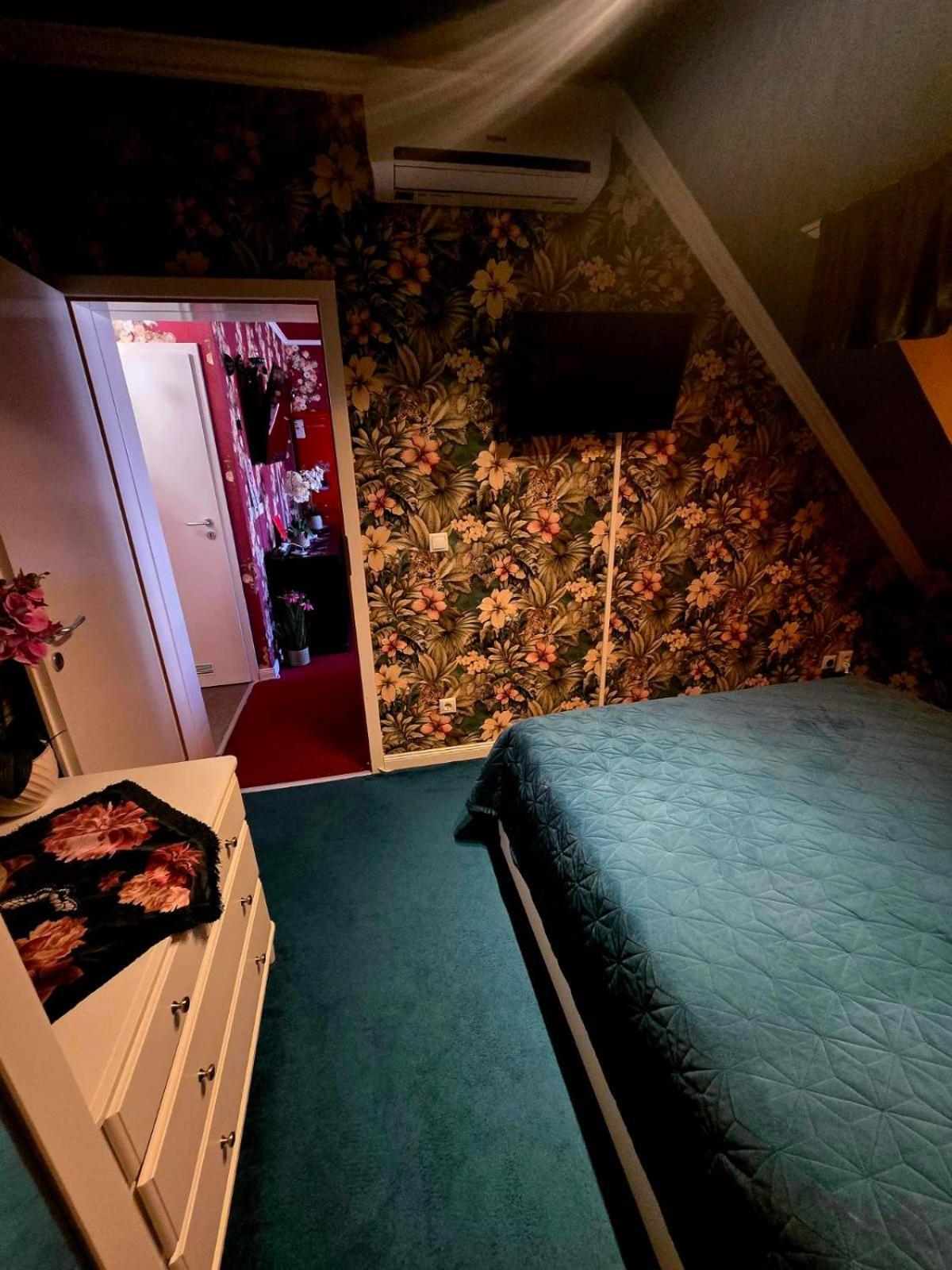 Ewita Apartman Hajduszoboszlo Exterior photo